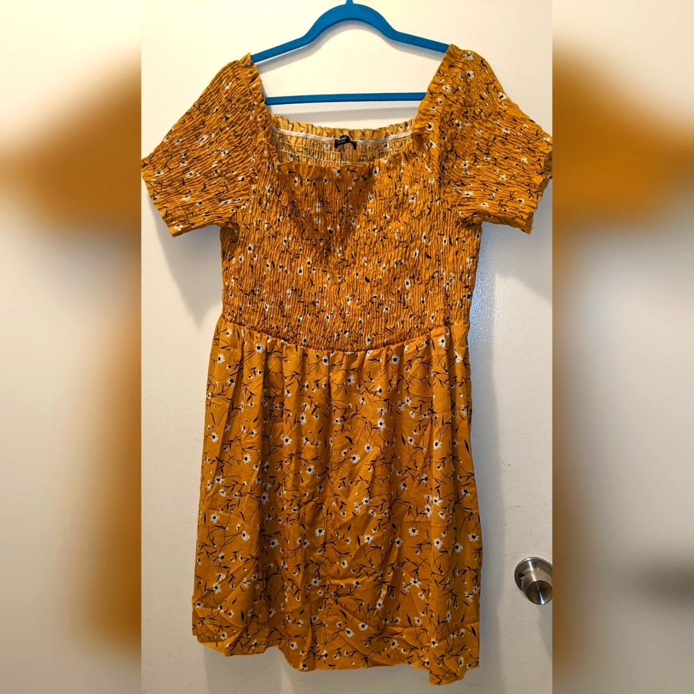 Shein Curve Size 4X Floral Mustard Dress